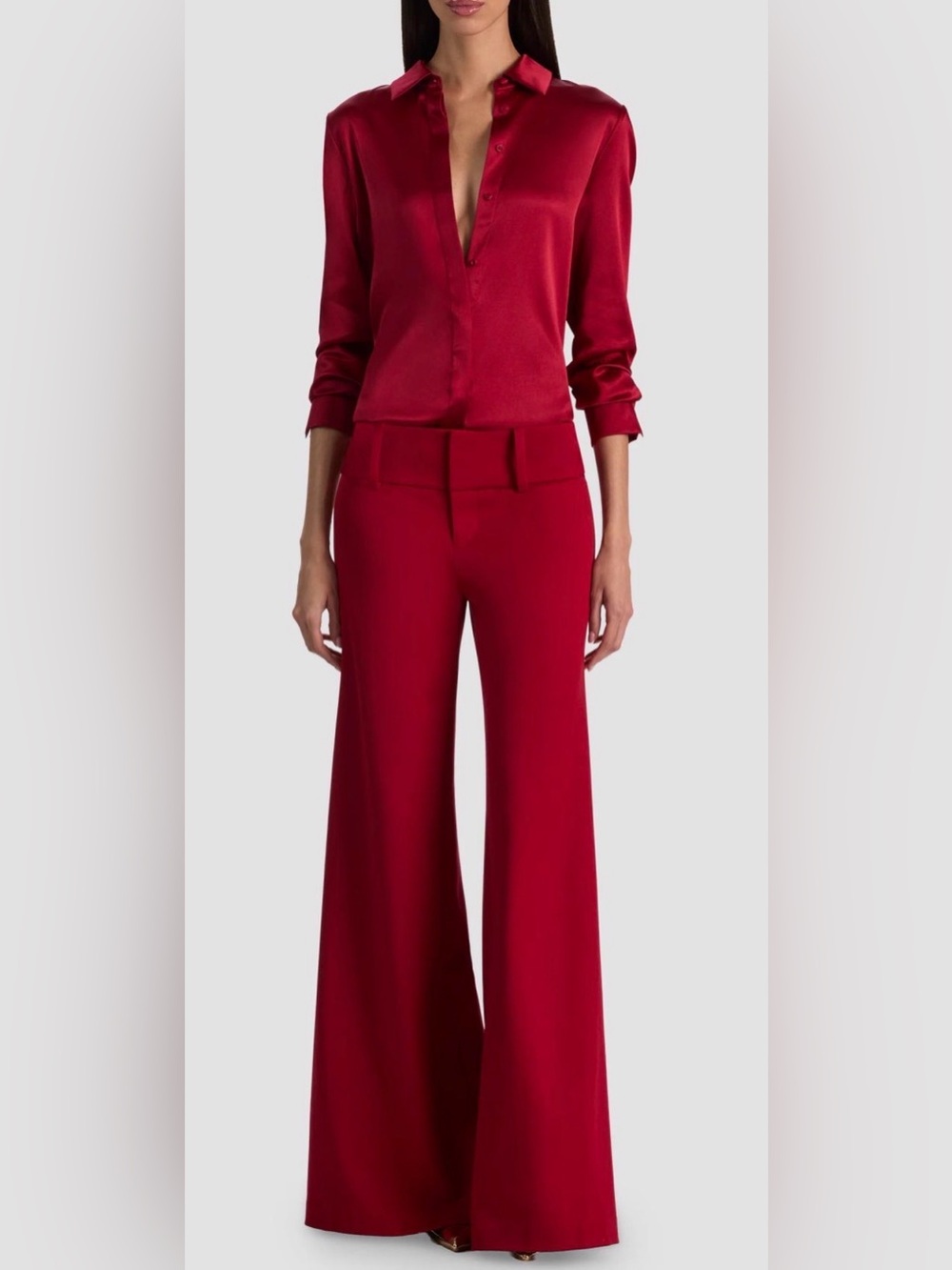 Alice + Olivia Olivia Wide-Leg Flare Pants in Garnet
